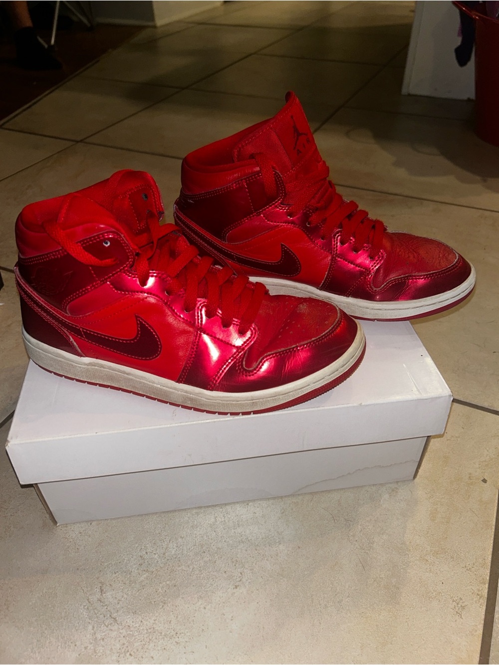 Jordan Red High-Top Sneakers with White Midsole - Picture 4 of 4
